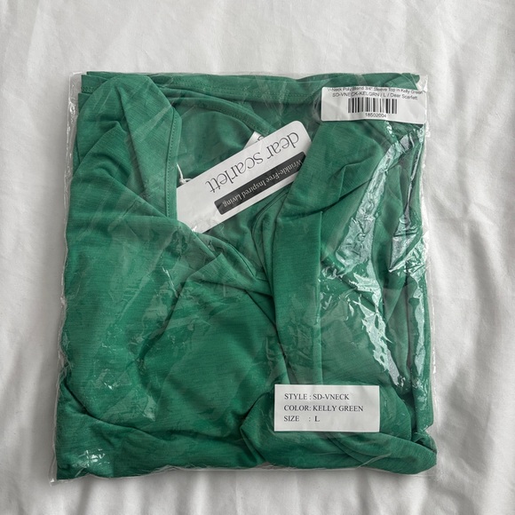 Dear Scarlett Kelly Green V-Neck Long Sleeve Top L - Picture 9 of 9